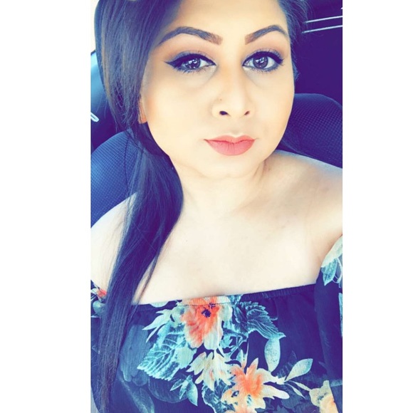 Meet your Posher, Rinkal - Picture 1 of 1